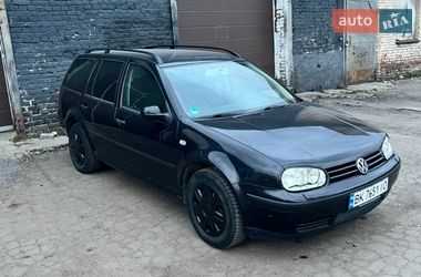 Універсал Volkswagen Golf 2002 в Рівному