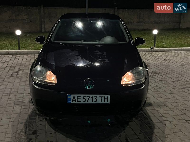 Volkswagen Golf 2004