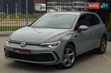 Хэтчбек Volkswagen Golf 2021 в Киеве