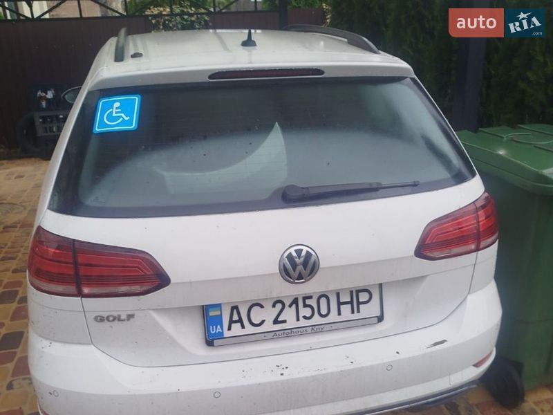 Универсал Volkswagen Golf 2019 в Луцке