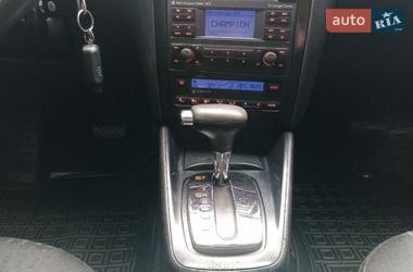 Хэтчбек Volkswagen Golf 2002 в Хмельницком