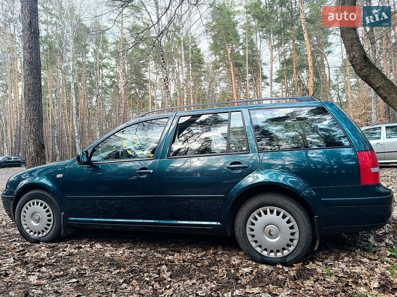 Универсал Volkswagen Golf 2003 в Ахтырке