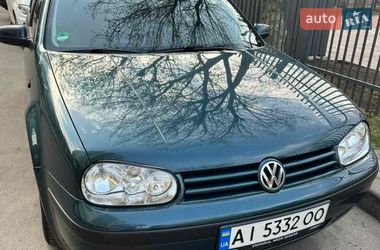Хэтчбек Volkswagen Golf 2001 в Киеве