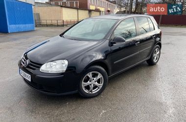 Хетчбек Volkswagen Golf 2005 в Корсунь-Шевченківському