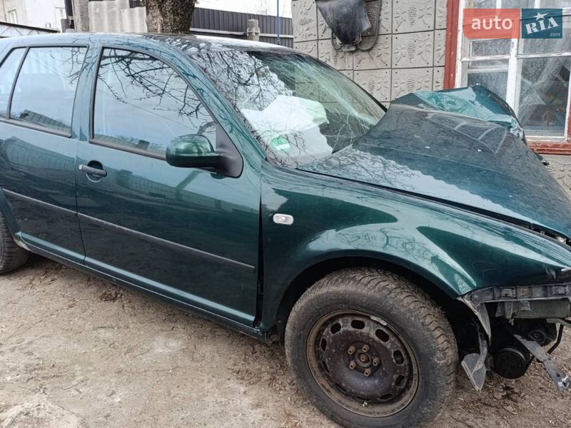 Volkswagen Golf 2000