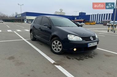 Хетчбек Volkswagen Golf 2005 в Сумах