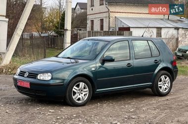 Хетчбек Volkswagen Golf 2001 в Тернополі