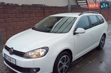 Универсал Volkswagen Golf 2011 в Ровно