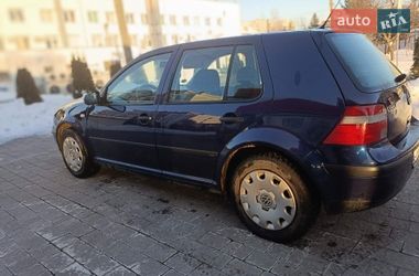 Хэтчбек Volkswagen Golf 2004 в Львове