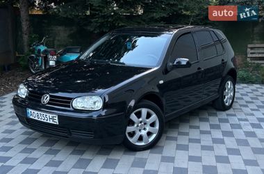 Хетчбек Volkswagen Golf 2003 в Мукачевому