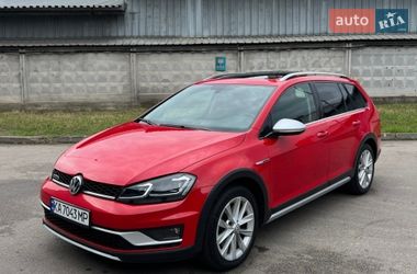 Універсал Volkswagen Golf 2016 в Києві