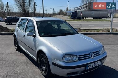 Хэтчбек Volkswagen Golf 2000 в Киеве