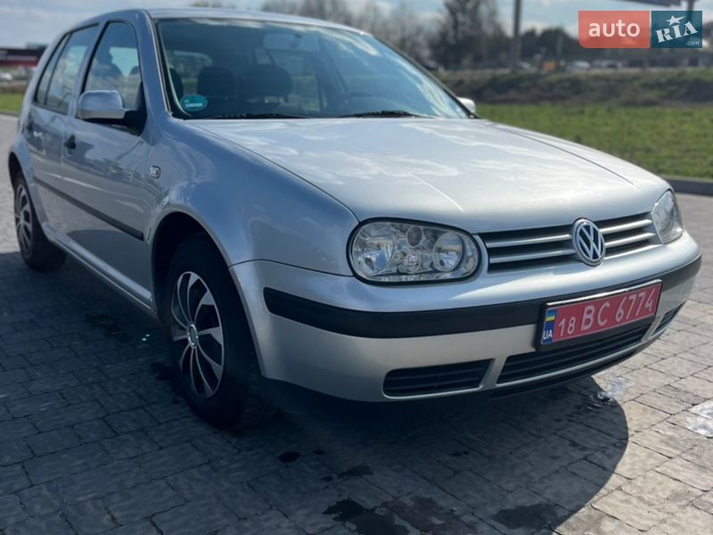 Volkswagen Golf 2001