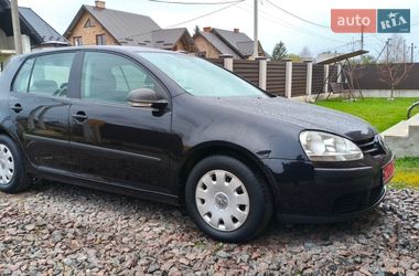 Хэтчбек Volkswagen Golf 2008 в Рудки