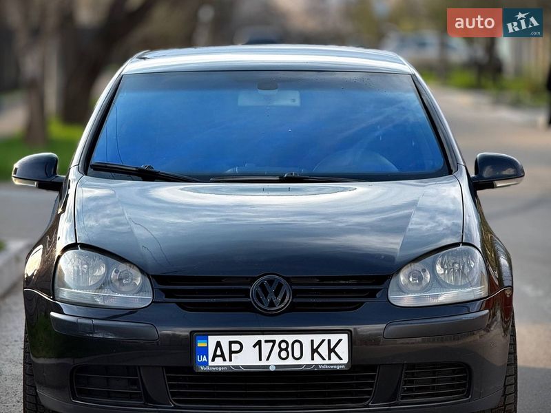 Volkswagen Golf 2003