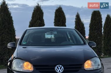 Хетчбек Volkswagen Golf 2004 в Бучачі