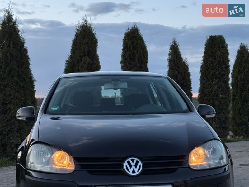 Volkswagen Golf 2004