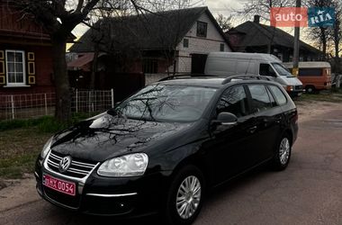 Універсал Volkswagen Golf 2008 в Чернігові