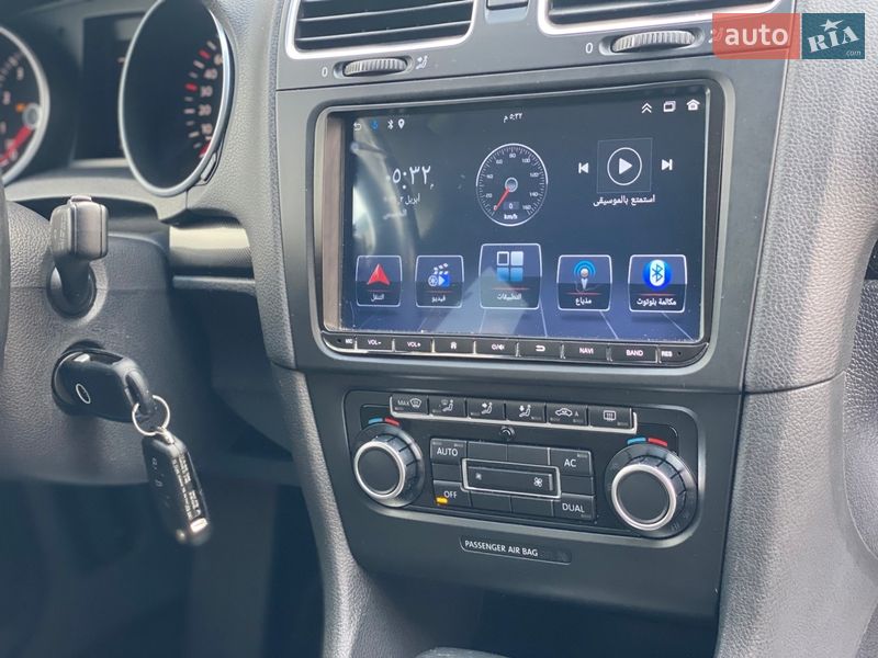 Хэтчбек Volkswagen Golf 2010 в Староконстантинове