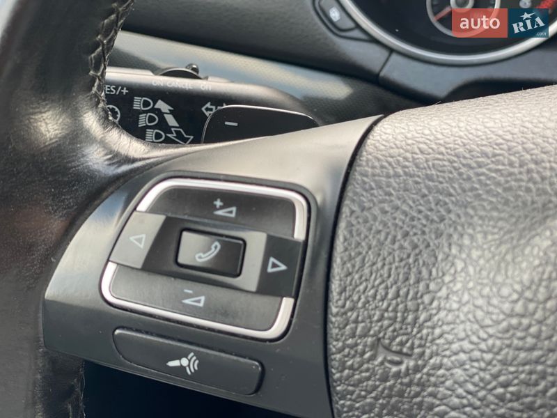 Хэтчбек Volkswagen Golf 2010 в Староконстантинове