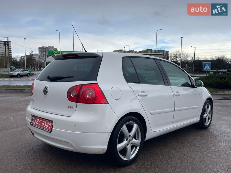 Хэтчбек Volkswagen Golf 2009 в Житомире