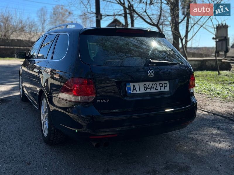 Універсал Volkswagen Golf 2011 в Макарові