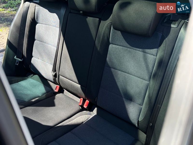 Універсал Volkswagen Golf 2011 в Макарові