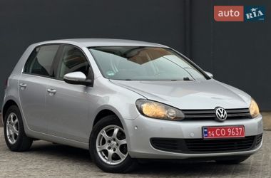 Хэтчбек Volkswagen Golf 2010 в Самборе