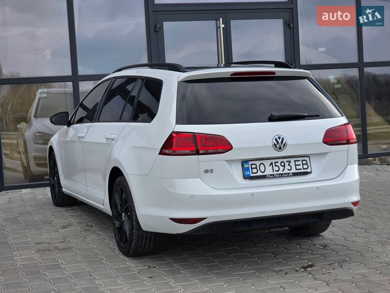 Универсал Volkswagen Golf 2014 в Тернополе