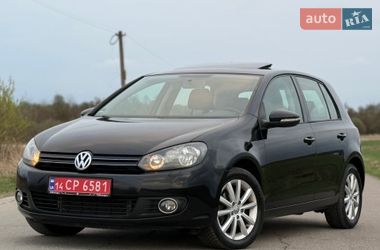 Хэтчбек Volkswagen Golf 2010 в Львове