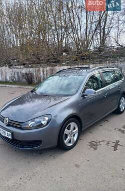 Универсал Volkswagen Golf 2010 в Каменском