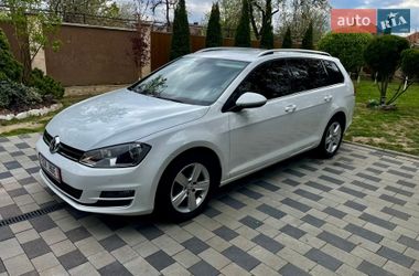 Универсал Volkswagen Golf 2015 в Мукачево