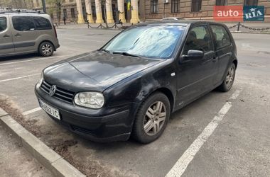 Хетчбек Volkswagen Golf 2002 в Одесі