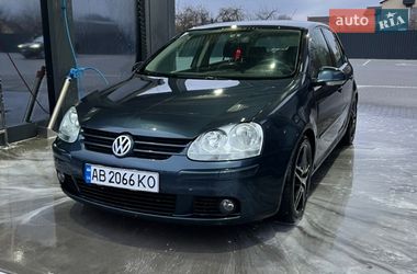 Хетчбек Volkswagen Golf 2005 в Вінниці