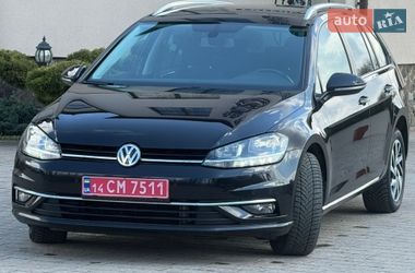 Универсал Volkswagen Golf 2018 в Стрые