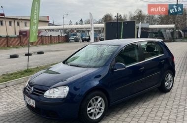 Хетчбек Volkswagen Golf 2005 в Рівному