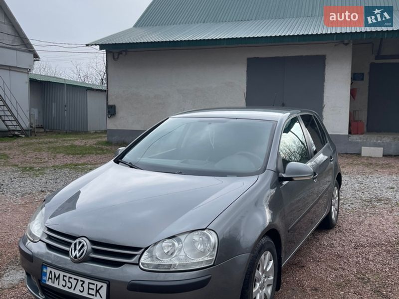 Volkswagen Golf 2005