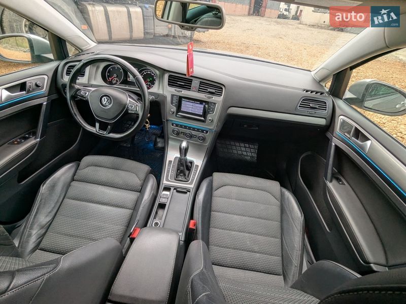 Универсал Volkswagen Golf 2014 в Обухове