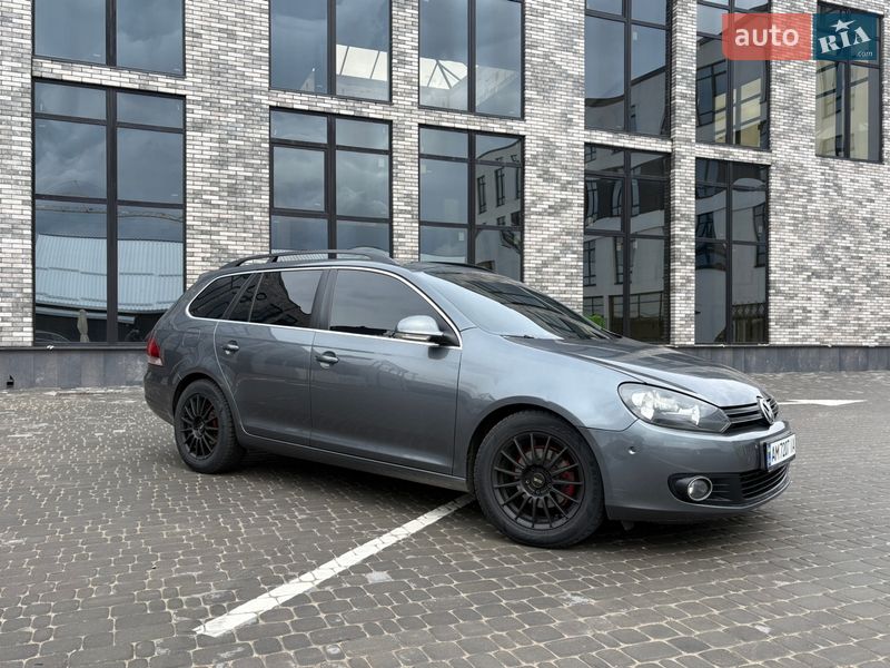 Универсал Volkswagen Golf 2009 в Житомире