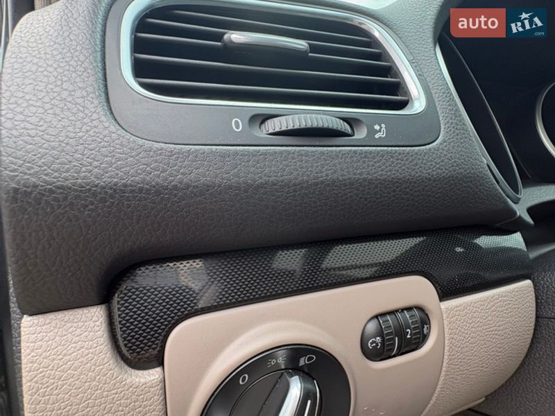 Универсал Volkswagen Golf 2009 в Житомире