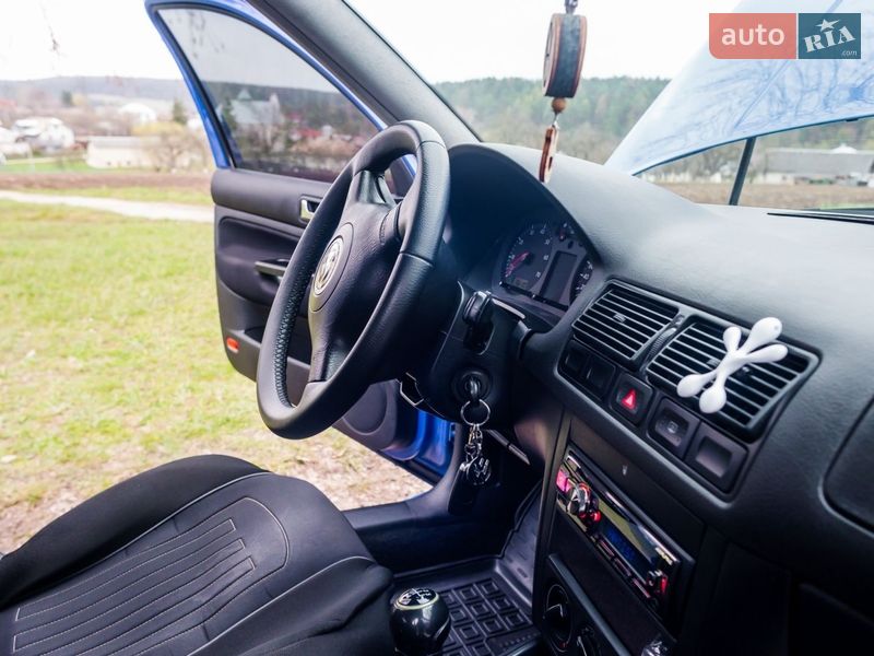 Хэтчбек Volkswagen Golf 1997 в Бучаче