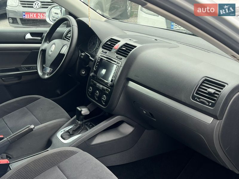 Универсал Volkswagen Golf 2008 в Каменском