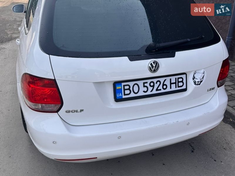 Универсал Volkswagen Golf 2009 в Збараже