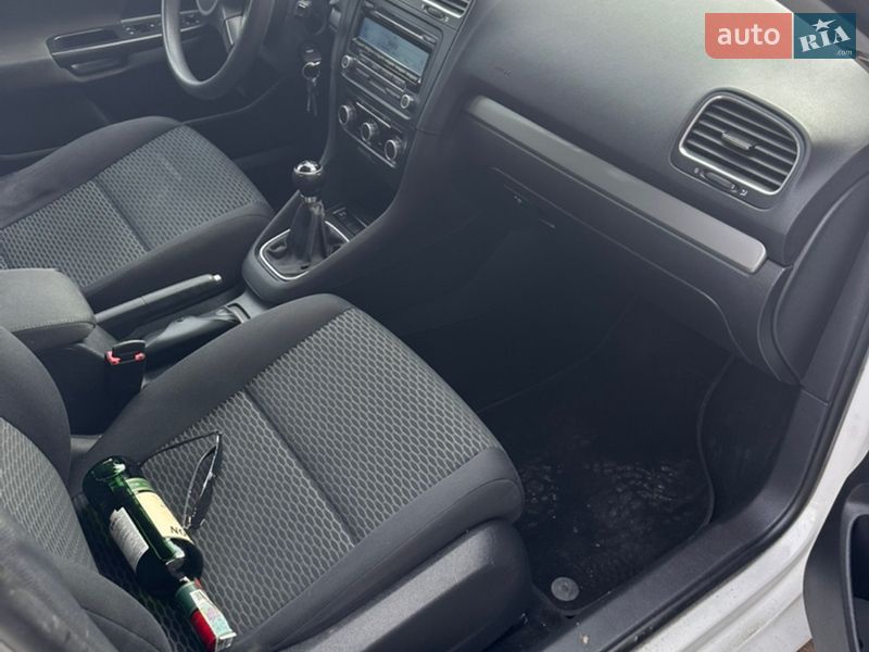 Универсал Volkswagen Golf 2009 в Збараже