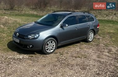 Універсал Volkswagen Golf 2011 в Івано-Франківську