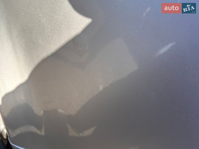 Хэтчбек Volkswagen Golf 2002 в Виннице