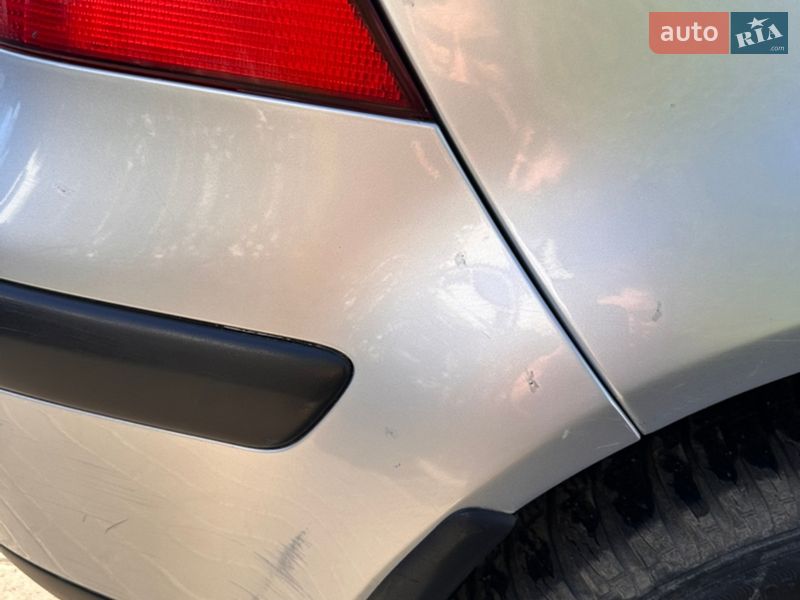 Хэтчбек Volkswagen Golf 2002 в Виннице