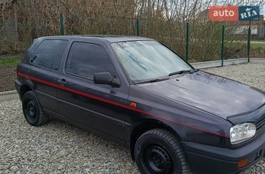Хэтчбек Volkswagen Golf 1994 в Тлумаче