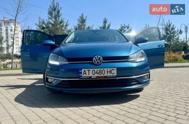 Хэтчбек Volkswagen Golf 2019 в Ивано-Франковске