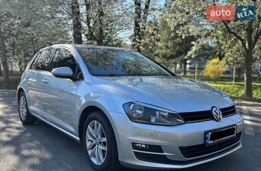 Хетчбек Volkswagen Golf 2012 в Ужгороді